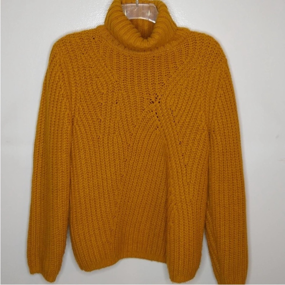 Lucky Brand Crocheted T Neck Sweater M